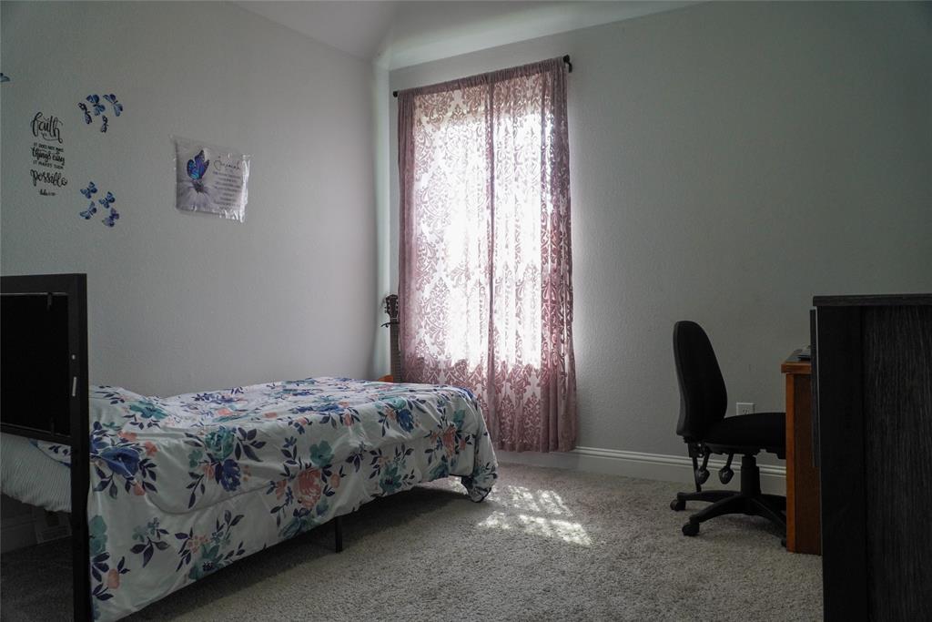 Bristol Oaks - Residential