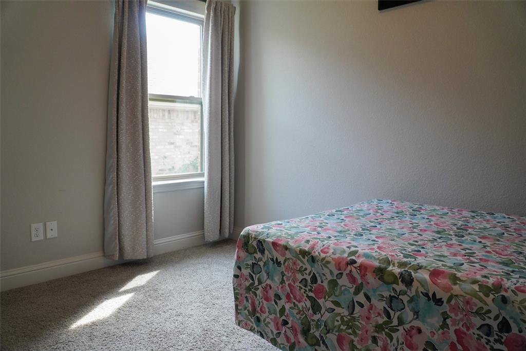 Bristol Oaks - Residential