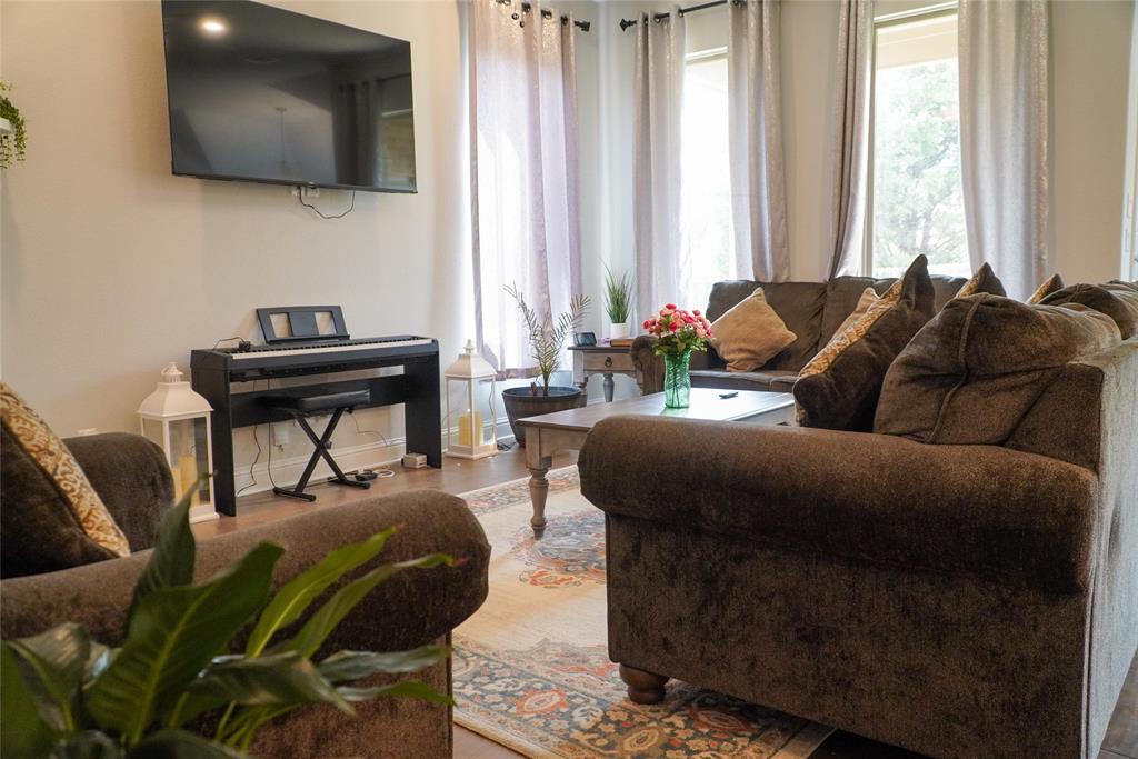 Bristol Oaks - Residential