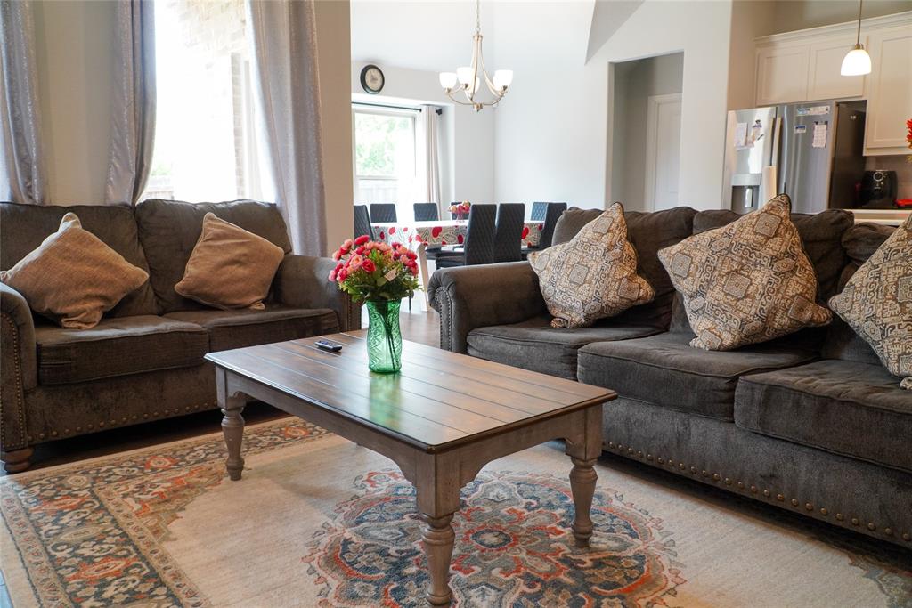 Bristol Oaks - Residential