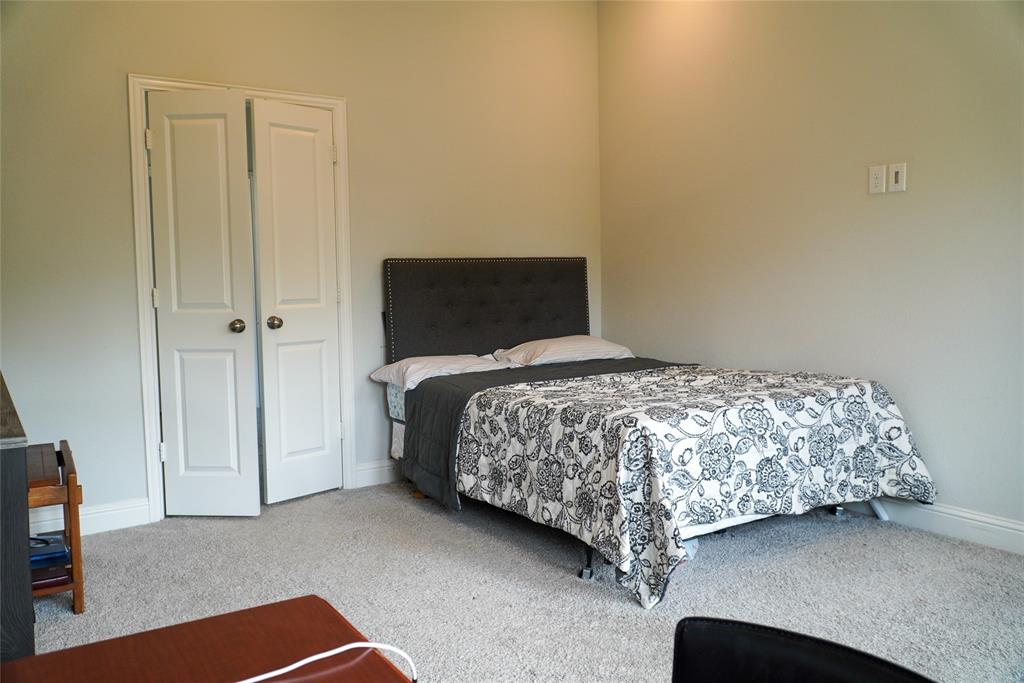 Bristol Oaks - Residential