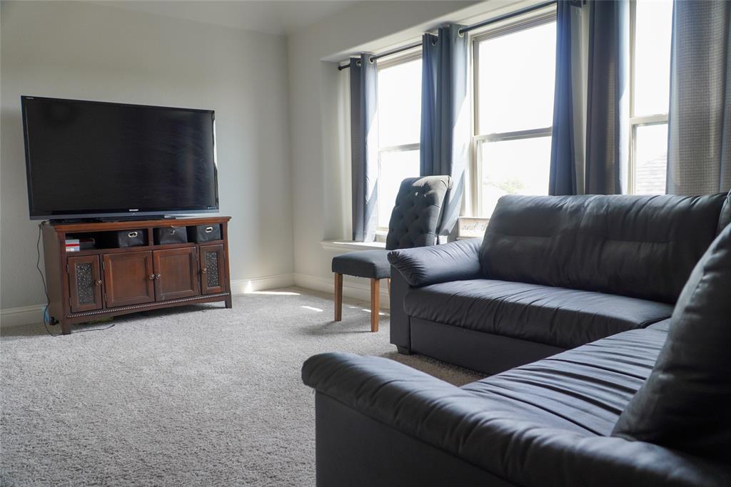 Bristol Oaks - Residential