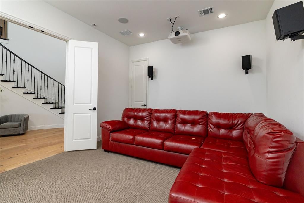 2037 Waterleaf Road