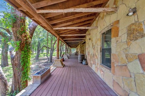 A home in Lipan