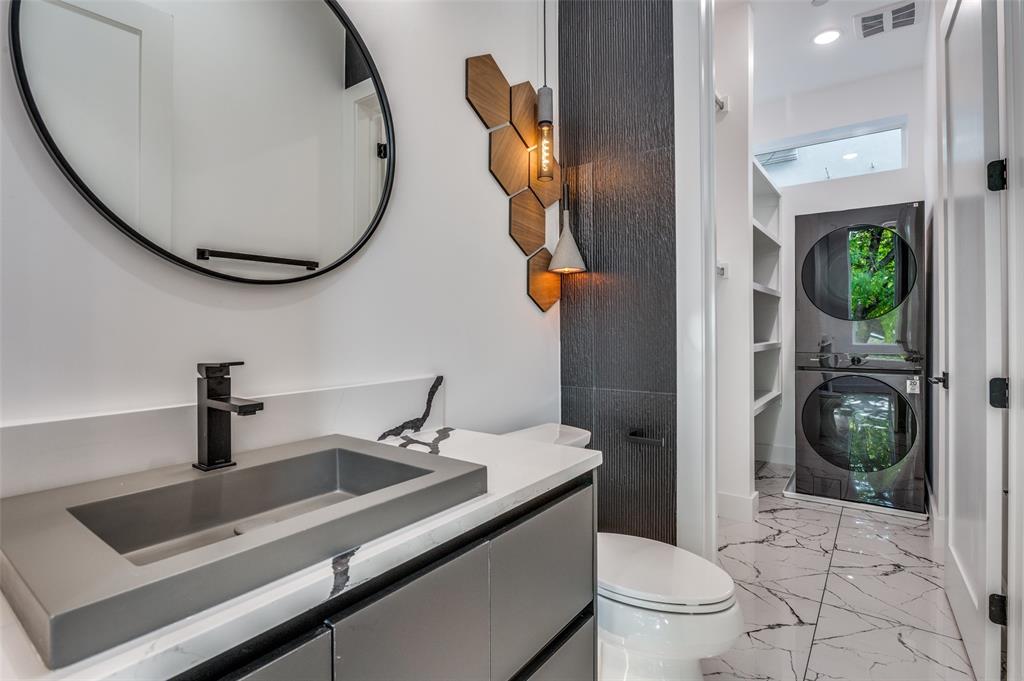 Elsmere - Residential Lease