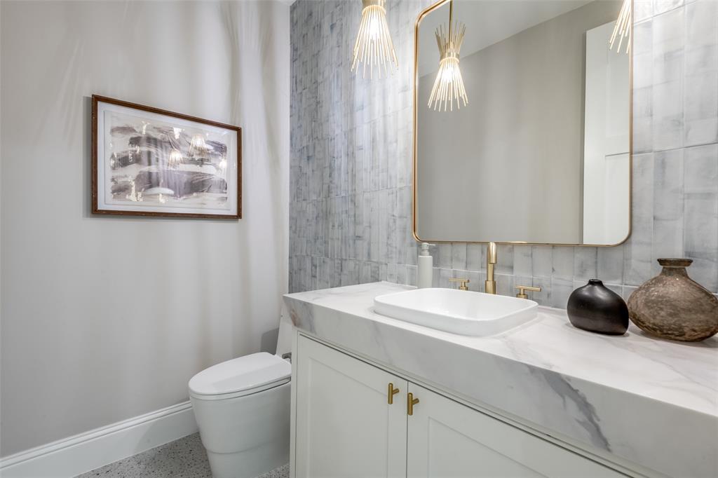 Wyndsor Pointe - Residential