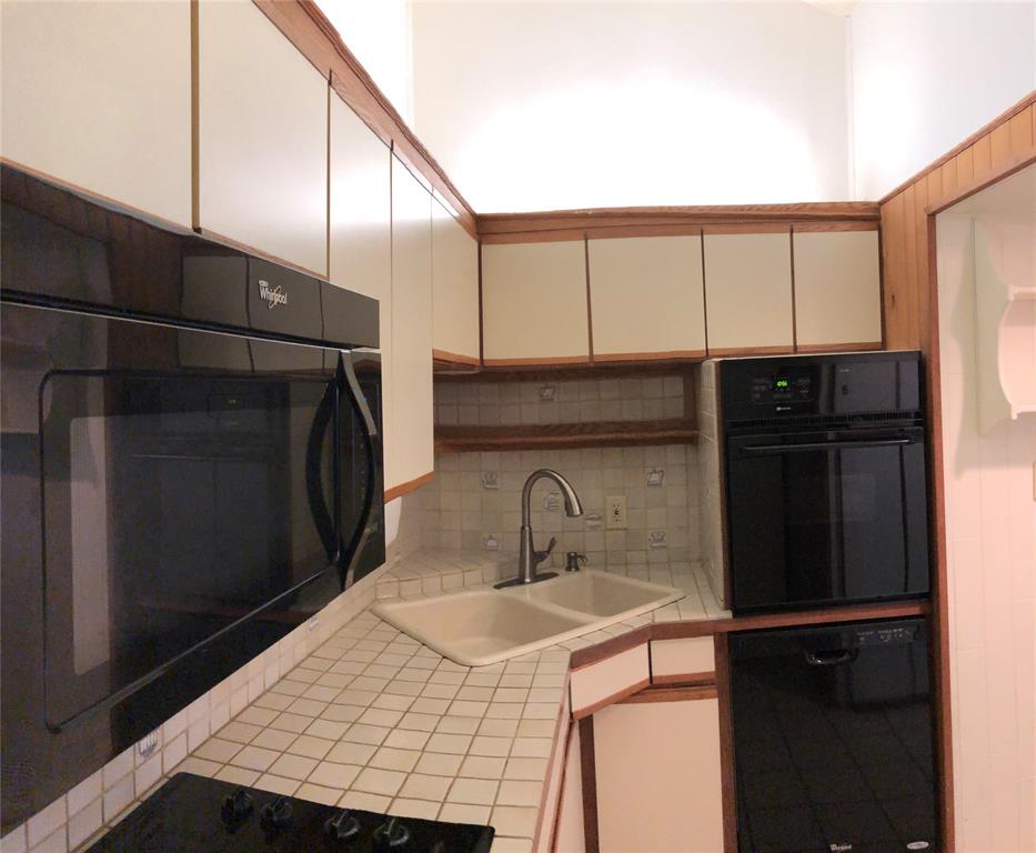 Lifescape Villas on Midway - Residential Lease