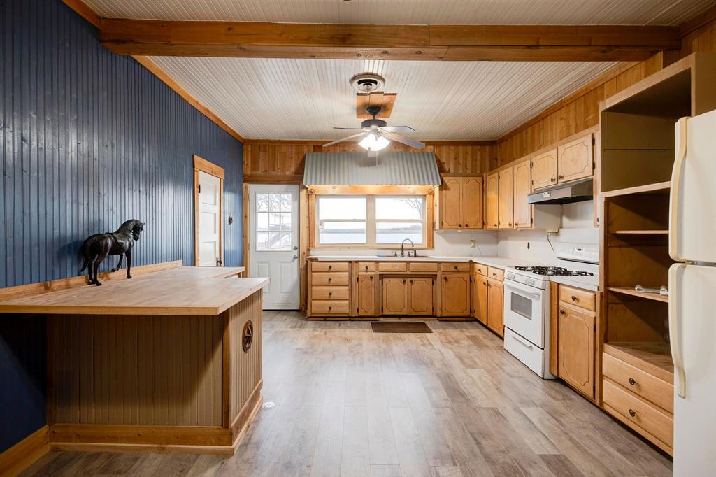 n: Lake Worth Leases Add - Residential