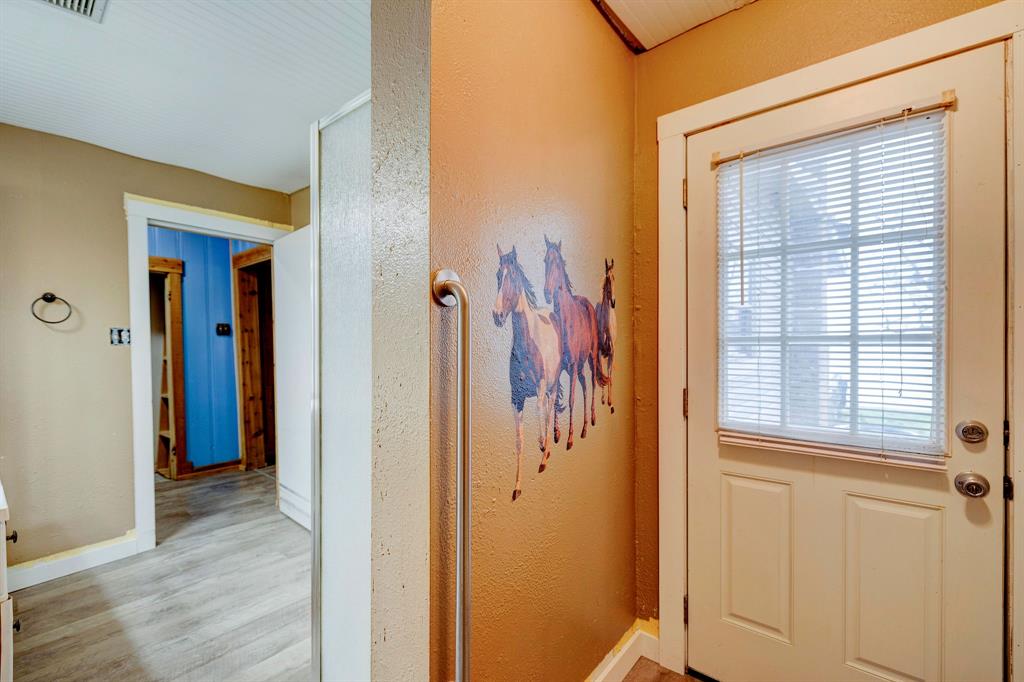 n: Lake Worth Leases Add - Residential