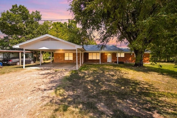 710 E AVENUE A, ROSEBUD, TX 76570 - Image b4efe7b80da0516117ada37e8e1d03f1/534243271