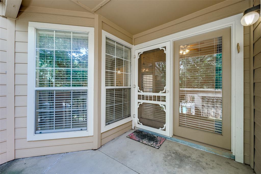 Preston On Creek Condos - Residential