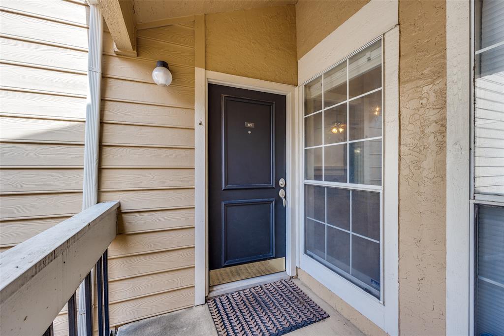 Preston On Creek Condos - Residential