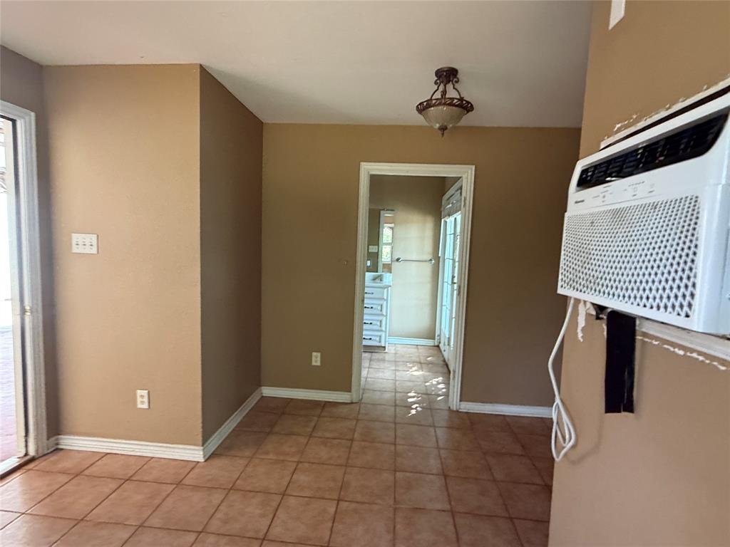 C E Rivers Surv Abs #495 - Residential