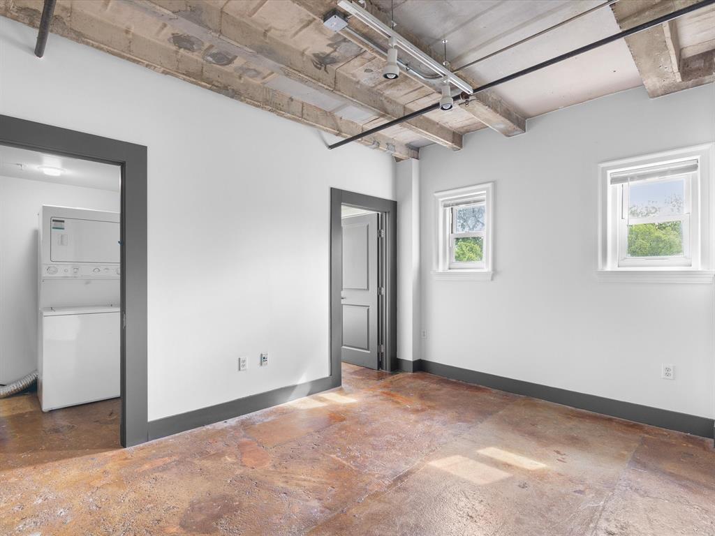 Lake Cliff Tower Condo - Residential