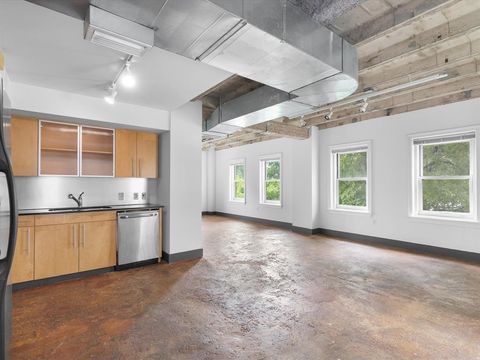 Tiny photo for 329 E Colorado Boulevard #202, Dallas, TX 75203 (MLS # 21099803)