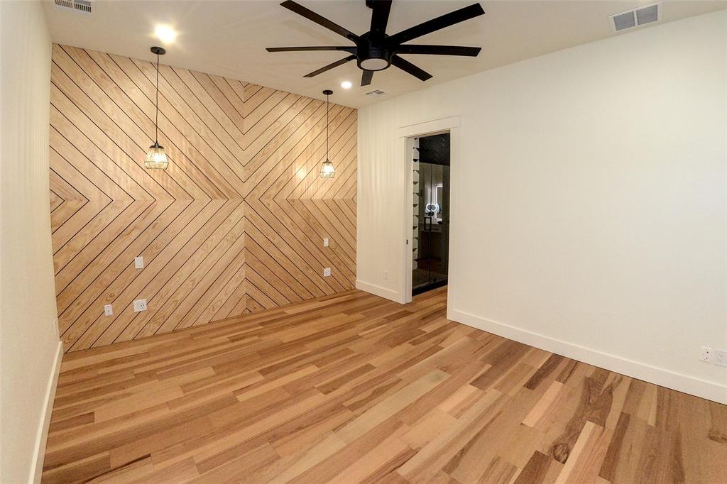 EARNHARTBUILTS 4TH ADDITION - Residential