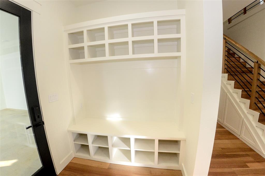 EARNHARTBUILTS 4TH ADDITION - Residential