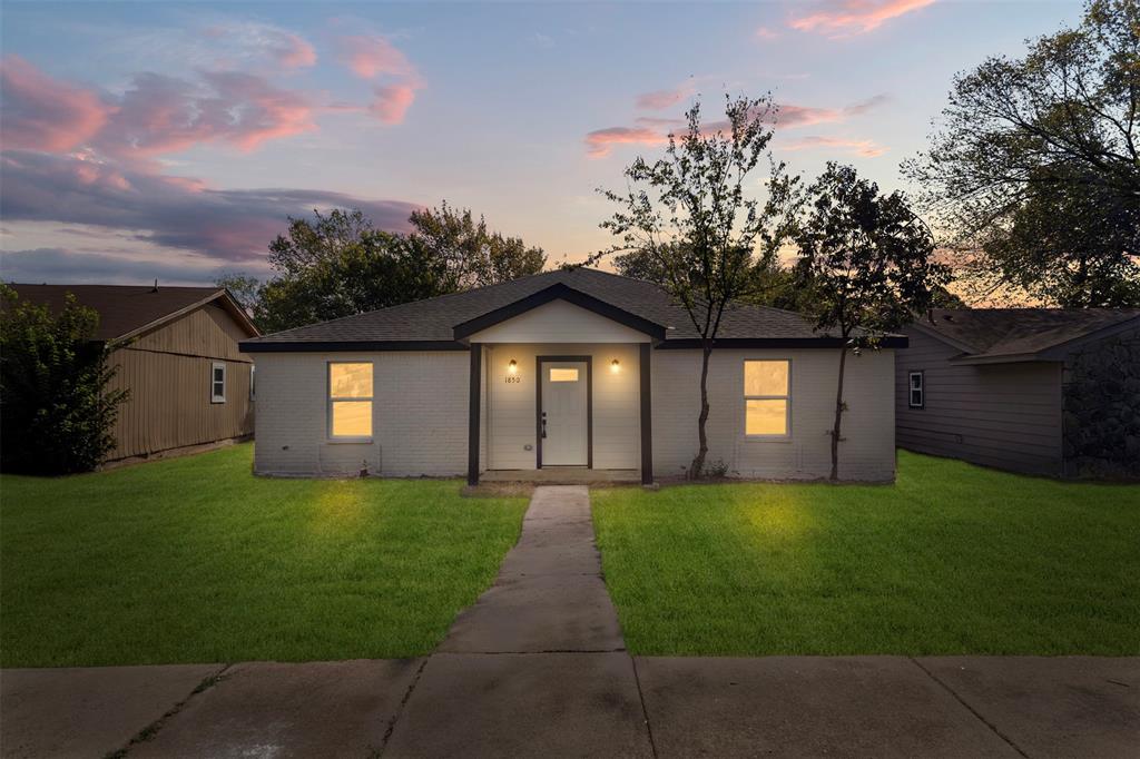 1850 Red Cloud Drive