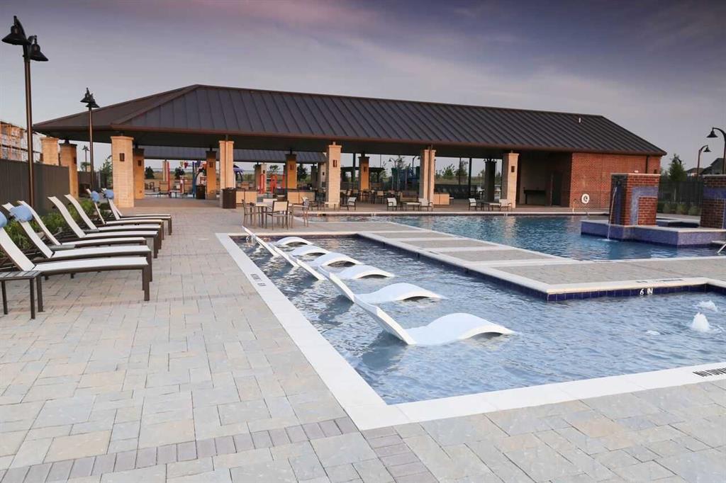 GATEWAY PARKS ADD PH 6 - Residential Lease