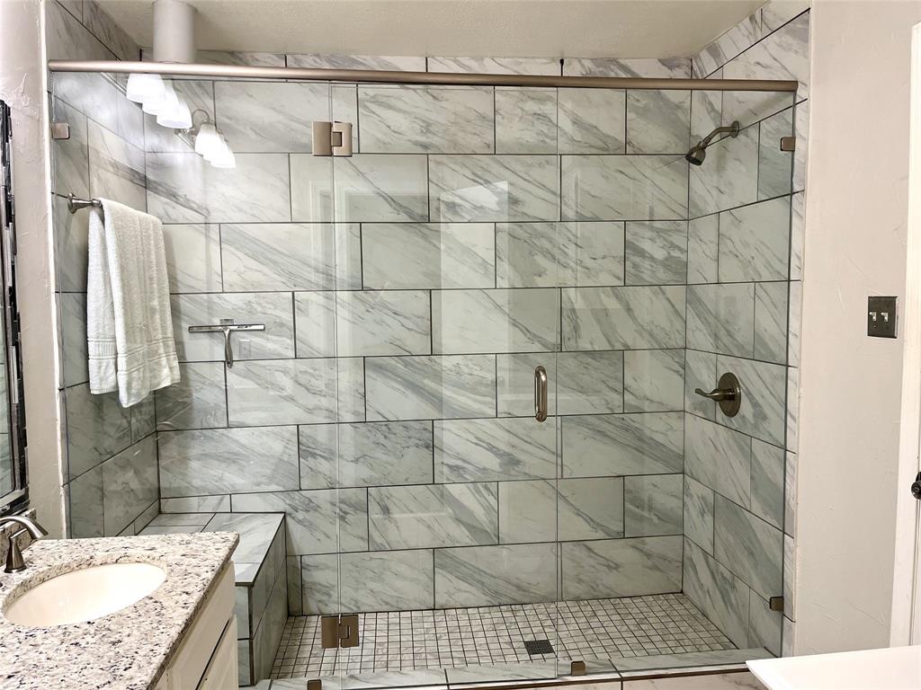 Cloisters Condo The - Residential Lease