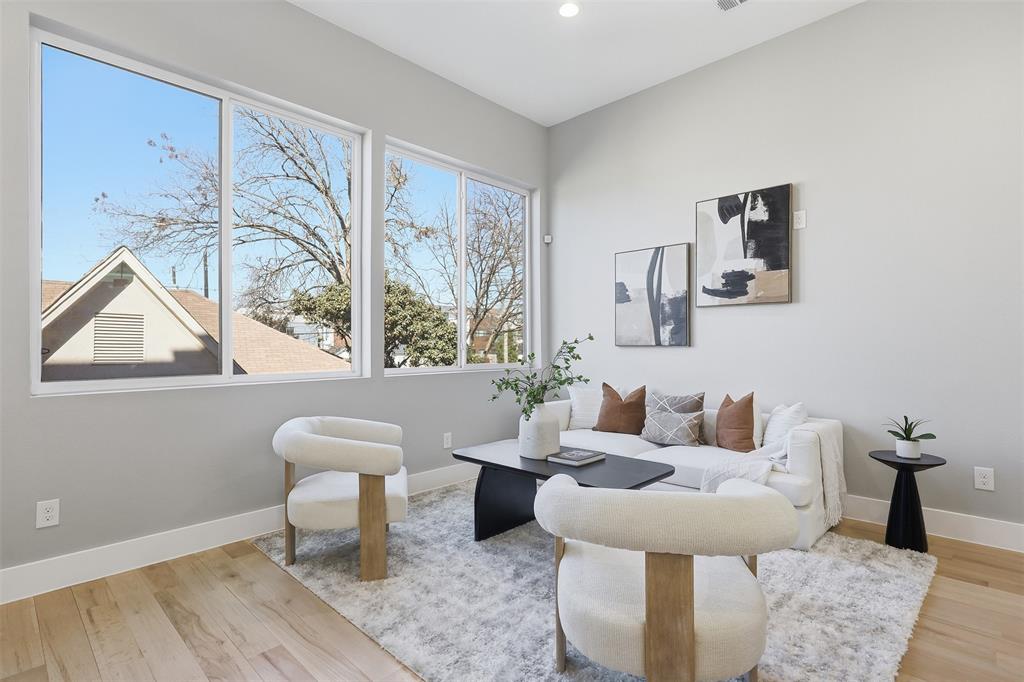 Elk Hill - Residential