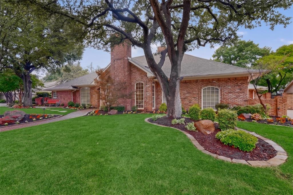 2405 Wing Point Lane