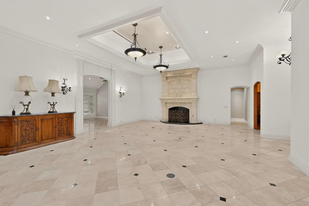 2405 Wing Point Lane