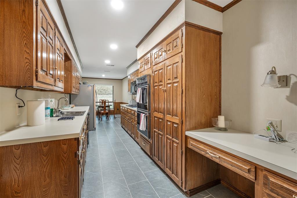 Pine Knoll - Residential