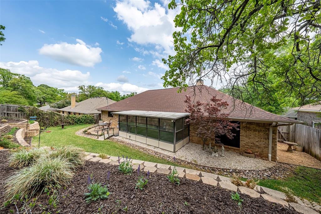 Pine Knoll - Residential