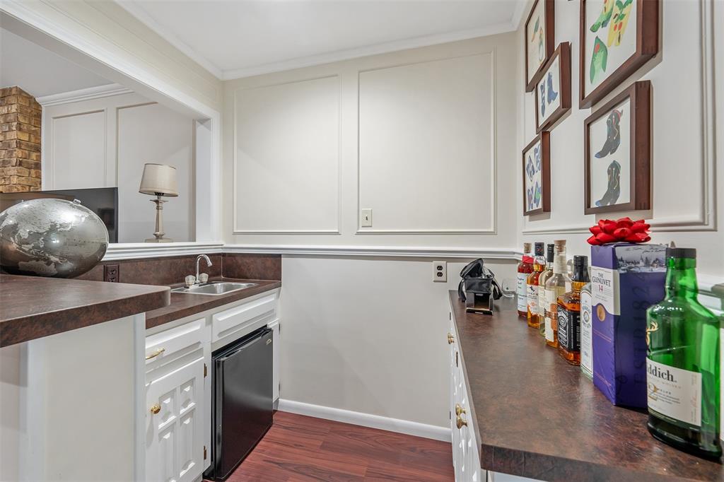 Pine Knoll - Residential