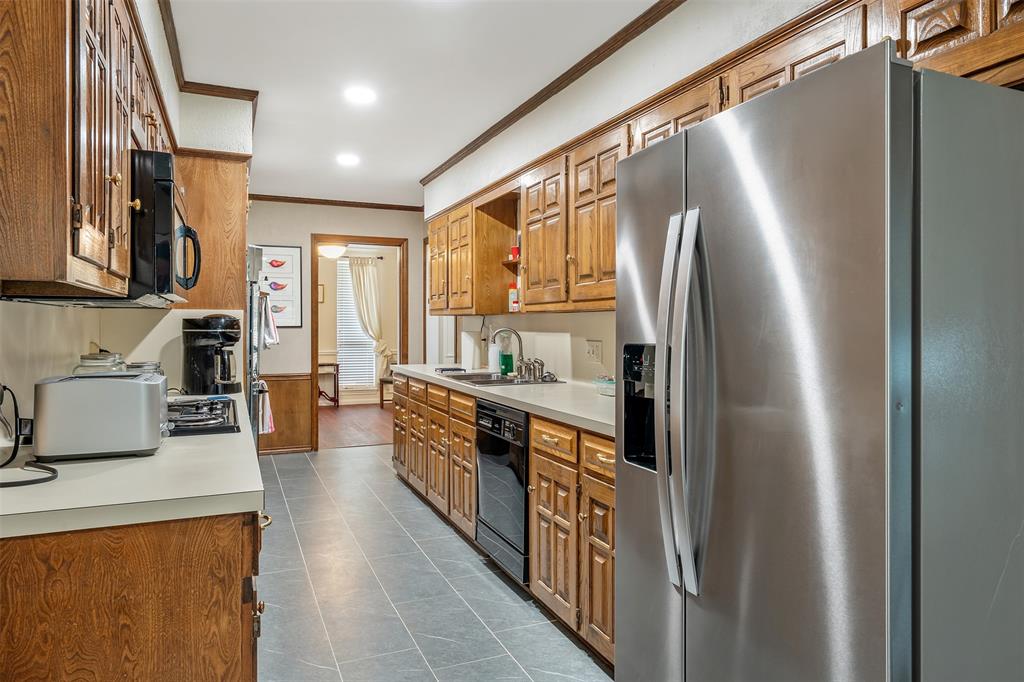 Pine Knoll - Residential