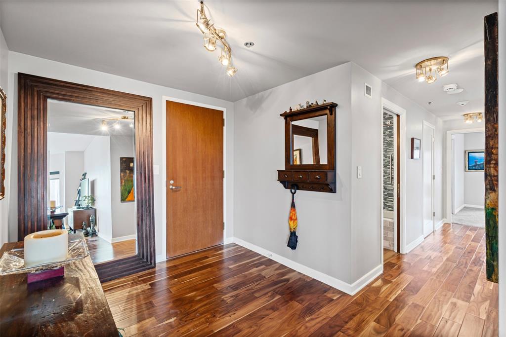 3030 Mckinney Avenue 1401
