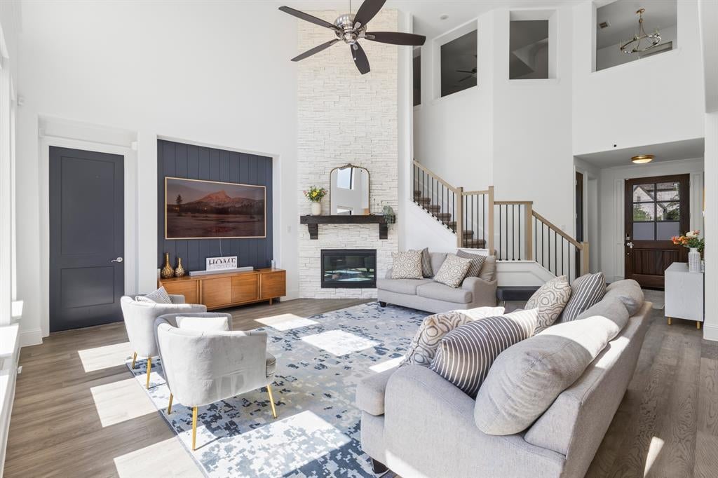 4719 Cypress Thorn Drive