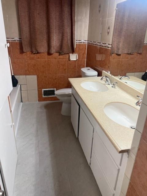 Bruton Terrace - Residential