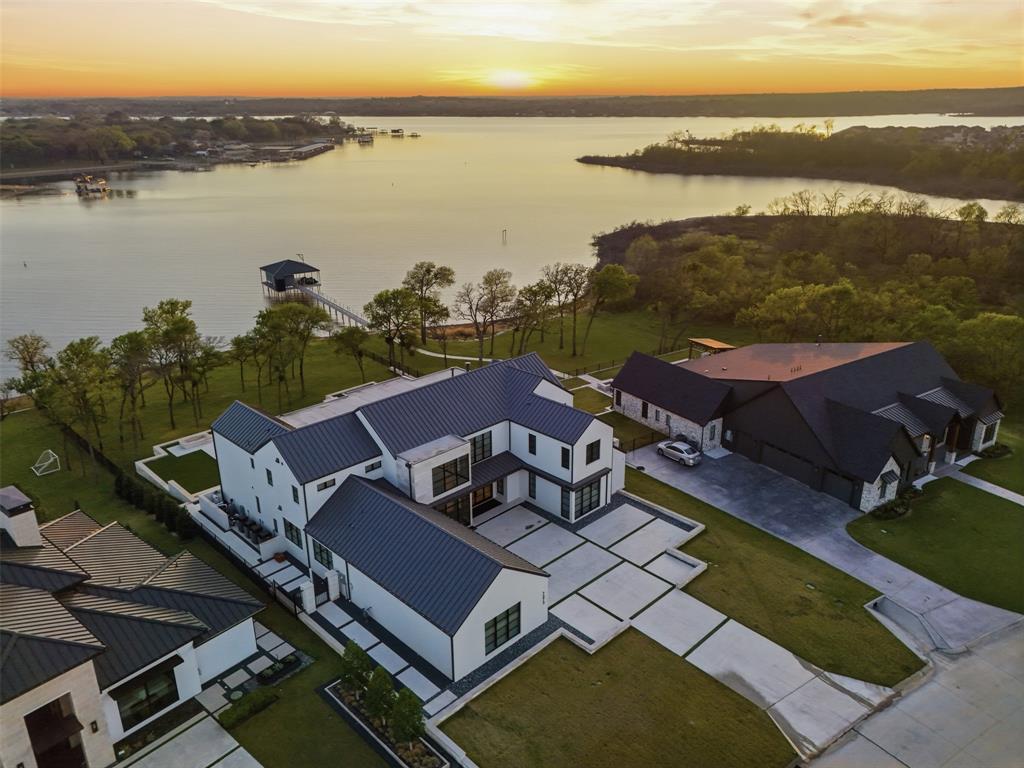 7073 The Resort Boulevard