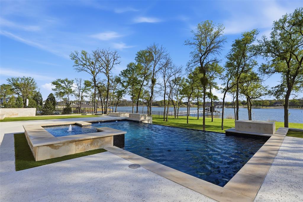 Resort on Eagle Mountain Lake - Residential