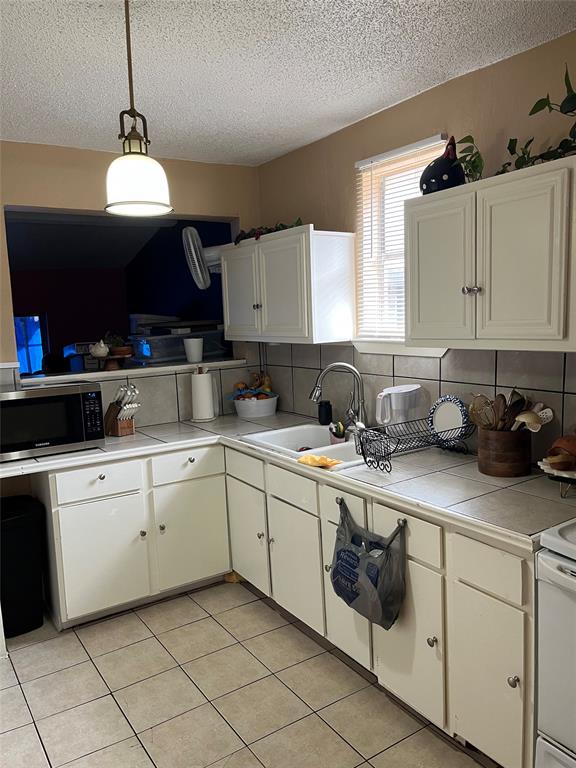 Lagow School - Residential