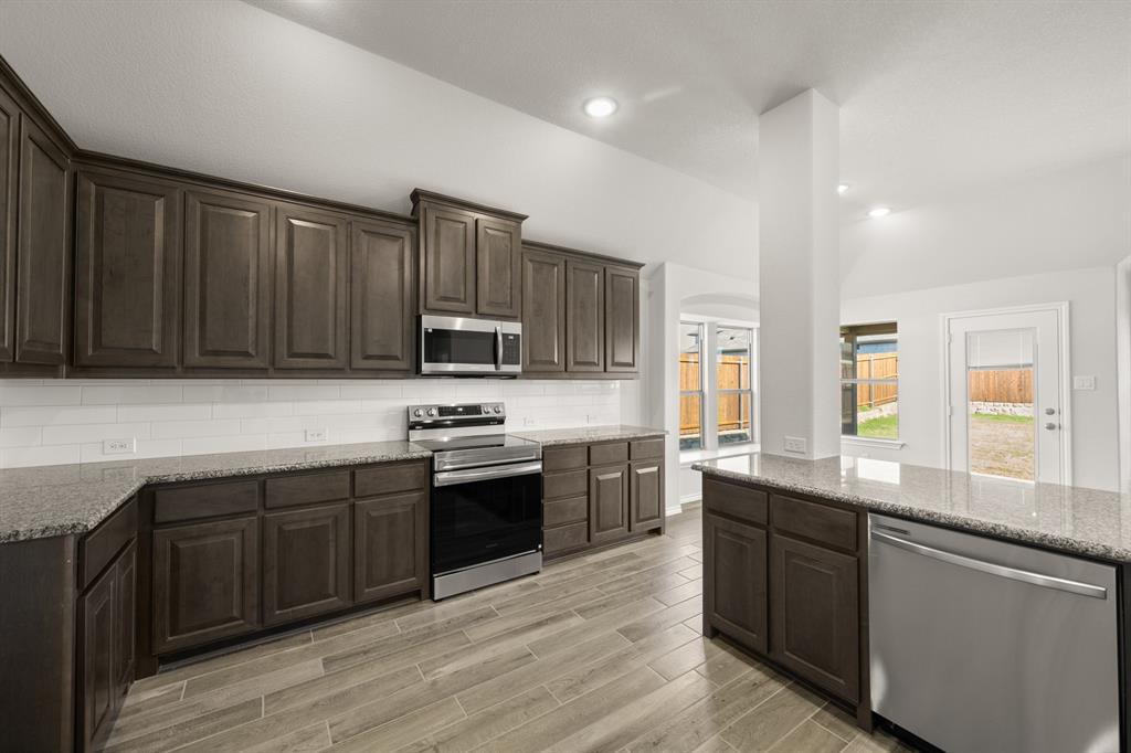 Summer Crest - Residential