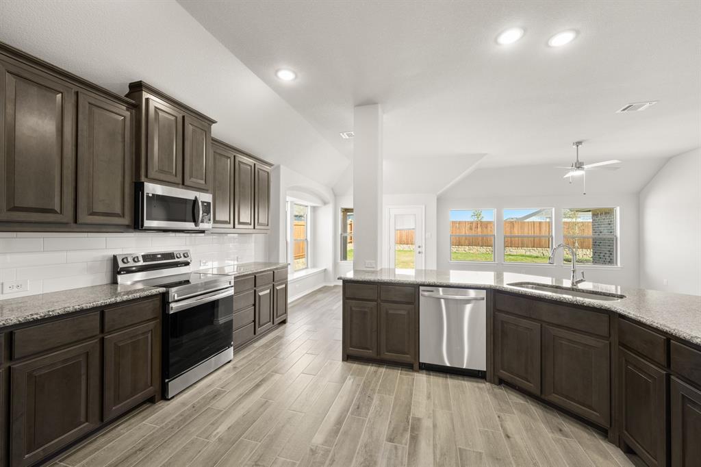 Summer Crest - Residential