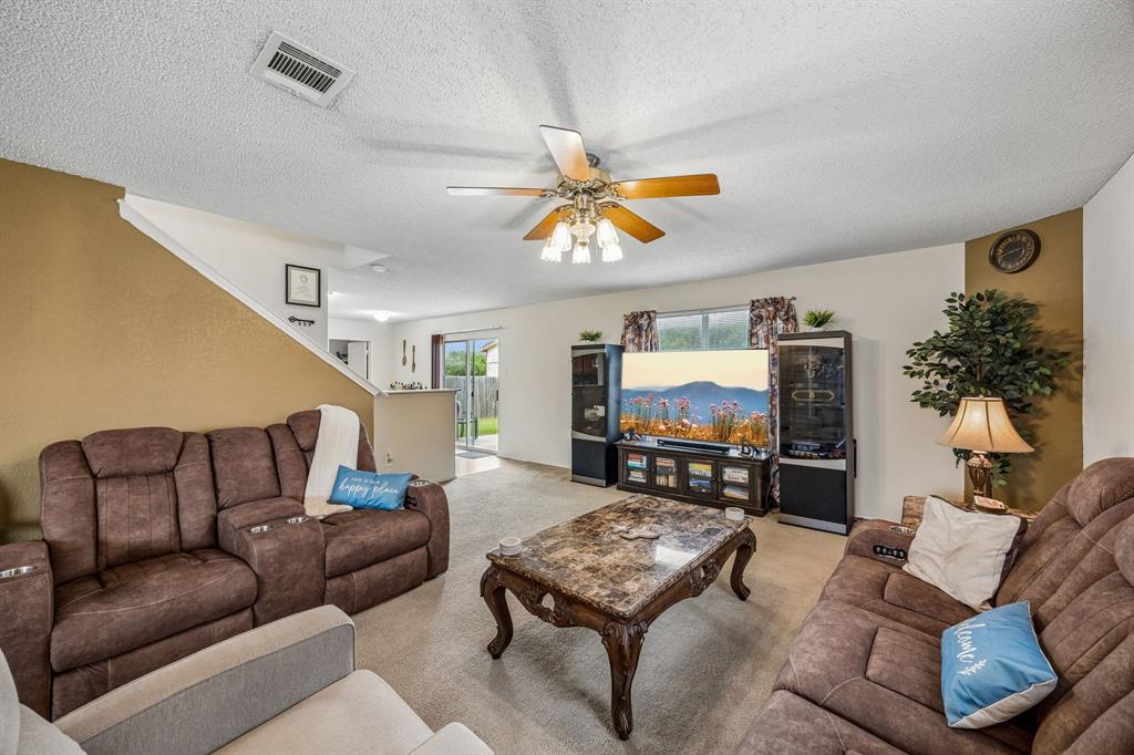 812 Eagle Drive