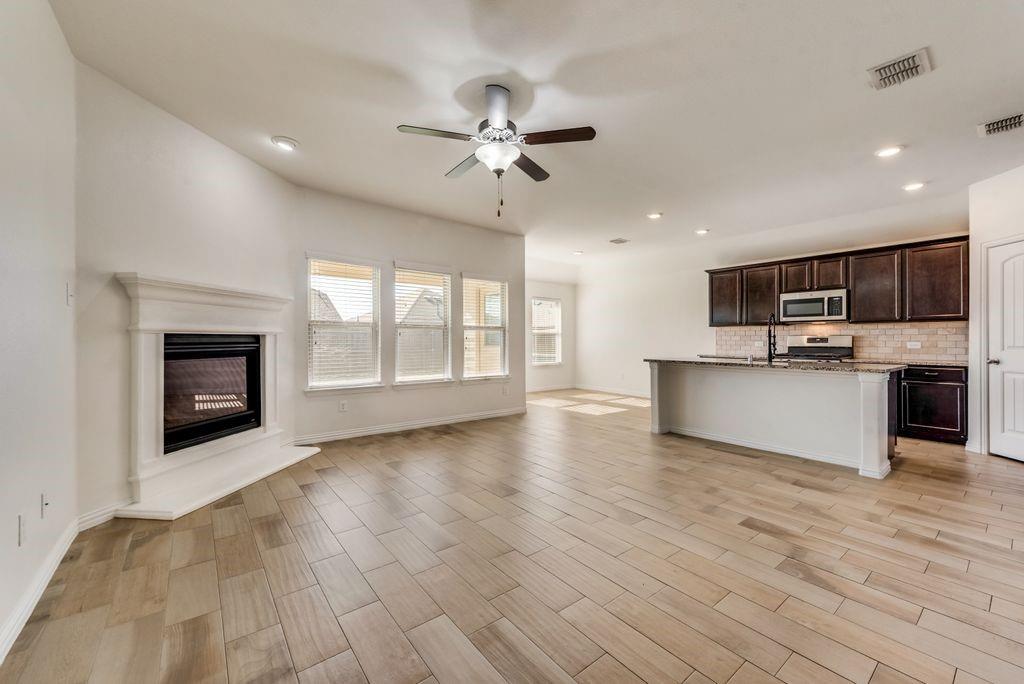 Arcadia Farms Ph 2a - Residential Lease