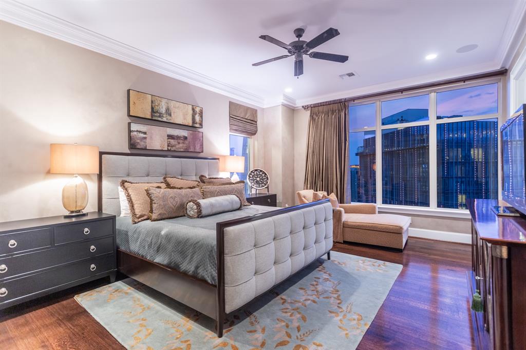 Ritz-Carlton Tower 2 - Residential