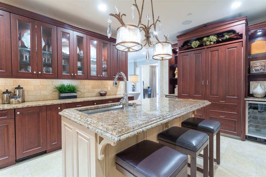 Ritz-Carlton Tower 2 - Residential