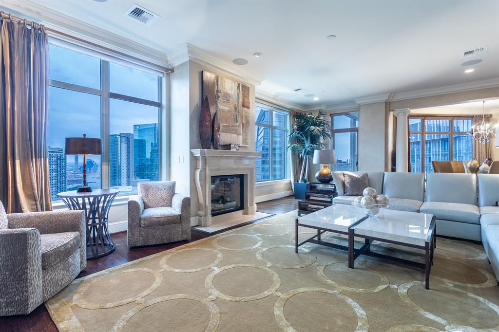 Ritz-Carlton Tower 2 - Residential