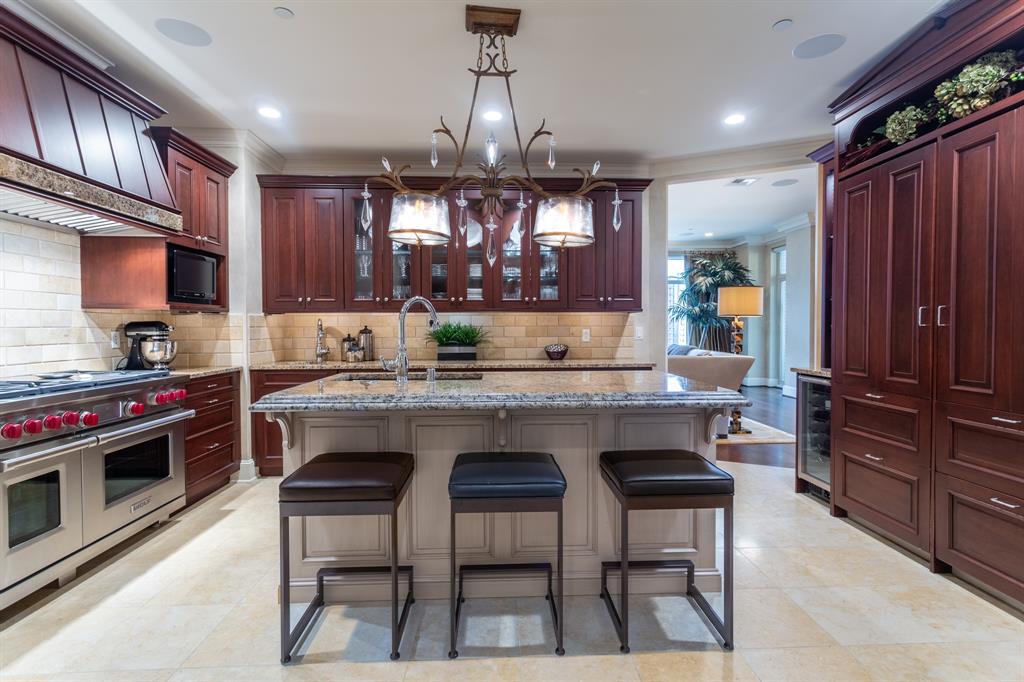 Ritz-Carlton Tower 2 - Residential