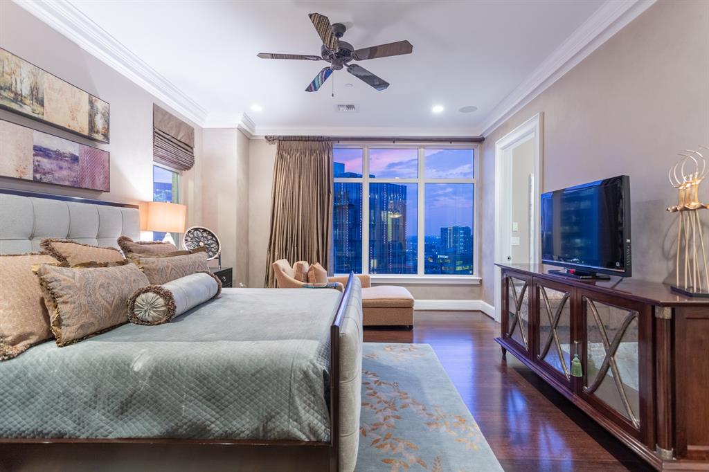 Ritz-Carlton Tower 2 - Residential