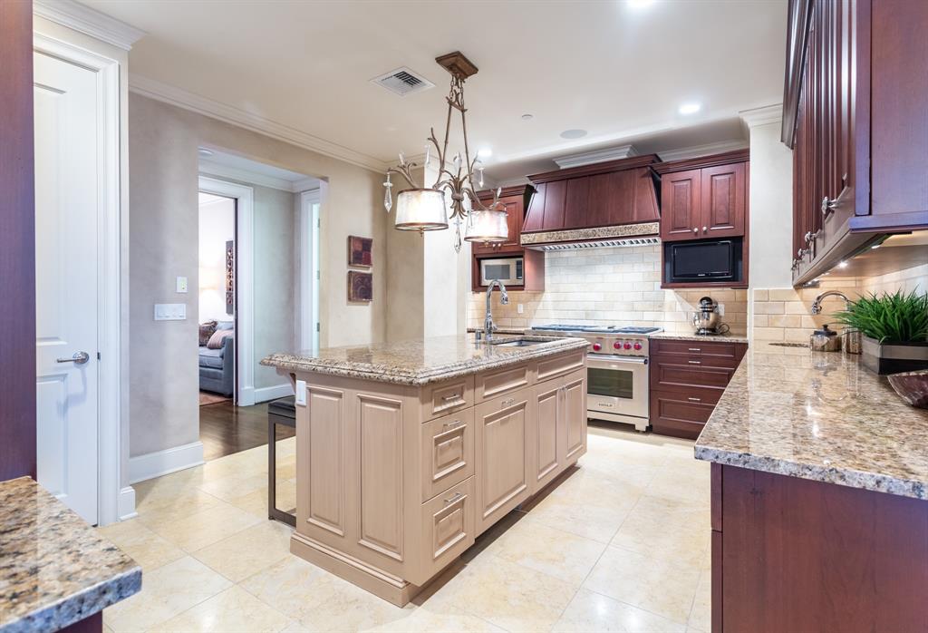 Ritz-Carlton Tower 2 - Residential