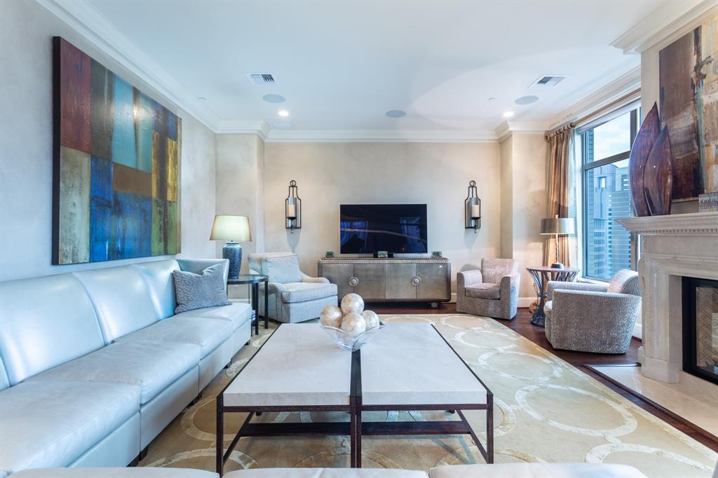 Ritz-Carlton Tower 2 - Residential