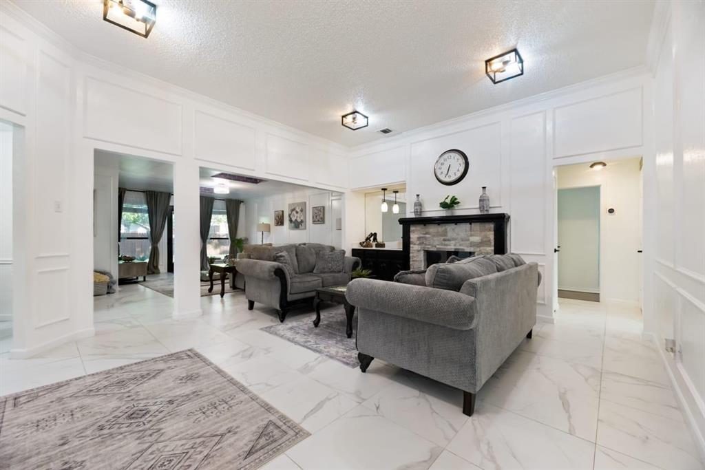 3804 Jennifer Lane