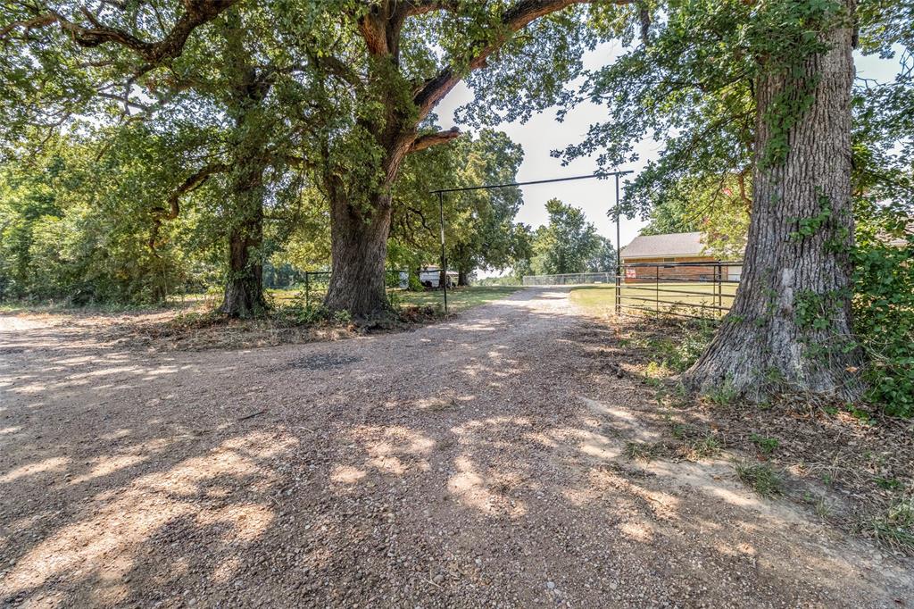 2102 County Road 2610